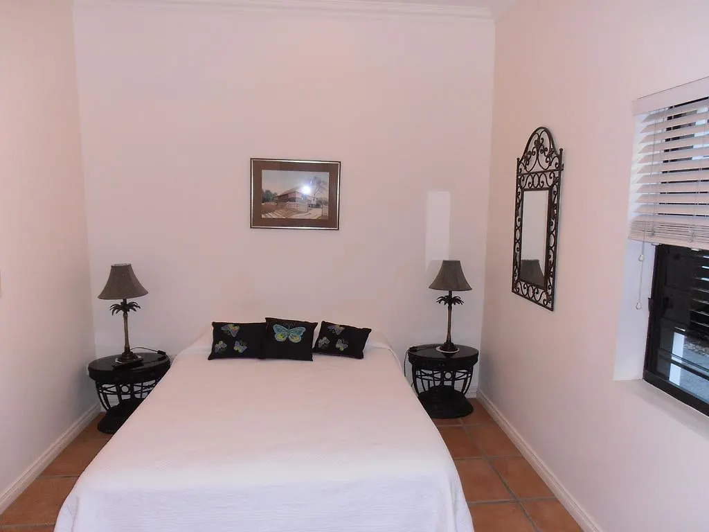 Floriana Villas Cairns Apartment
