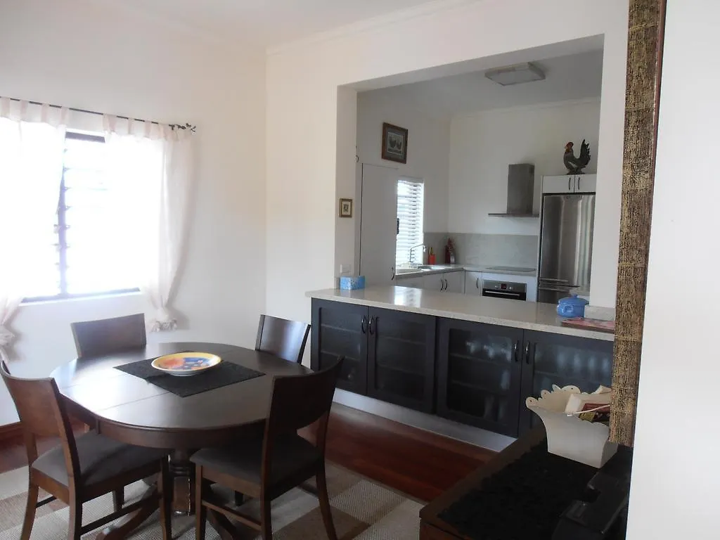 Floriana Villas Cairns