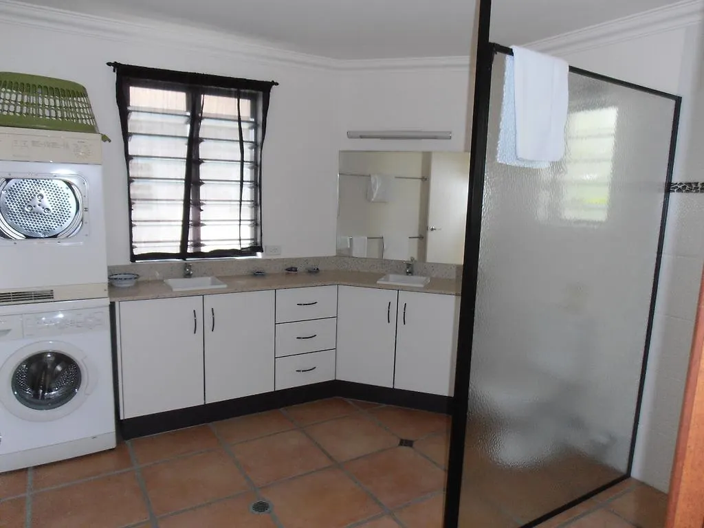 Floriana Villas Cairns Apartment