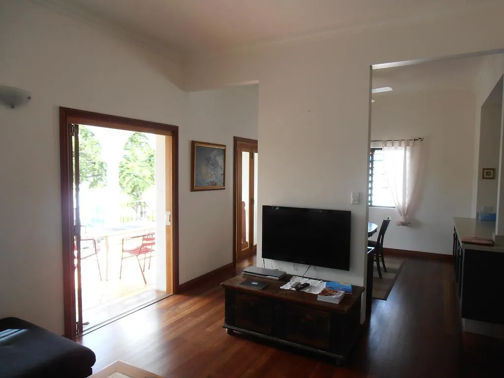 Apartment Floriana Villas Cairns Australia